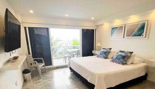 One-Bedroom Apartment with Balcony and Sea View