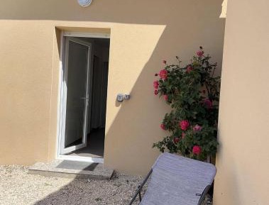 Cottage with Garden View