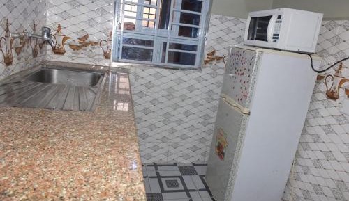 Family Room with Mountain View