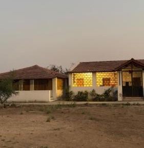 10-Bed Mixed Dormitory Room