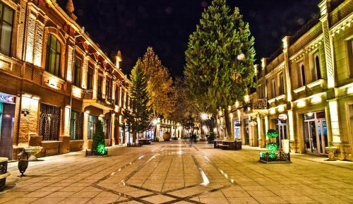 Three-Bedroom Apartment with Balcony