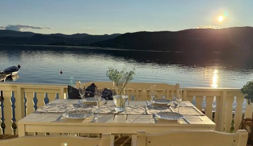 Three-Bedroom Holiday Home 