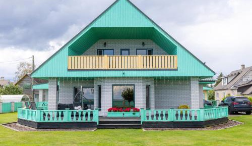 Holiday Home with Lake View