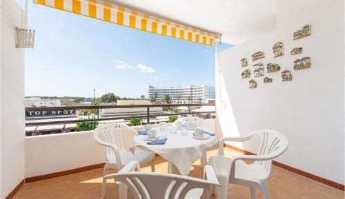 Apartment with Balcony