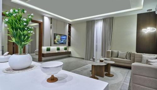 Three-Bedroom Premium Apartment