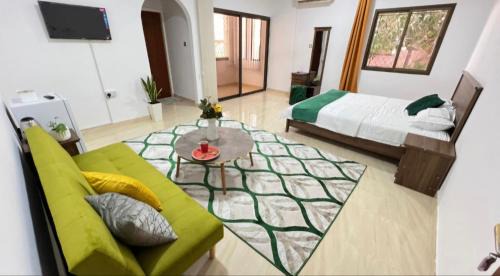 Triple Room with Bathroom