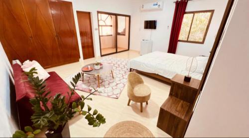 Deluxe Double Room (1 adult + 1 child)