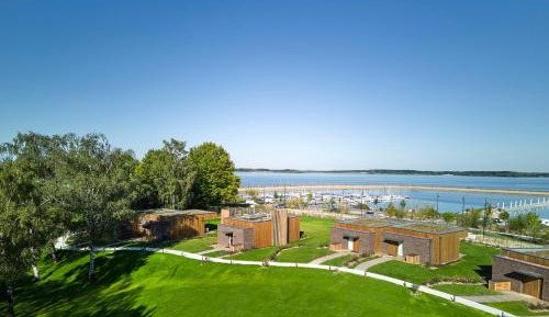 Suite with Lake View