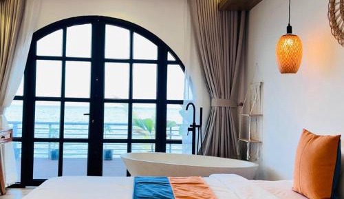 Family Room with Sea View