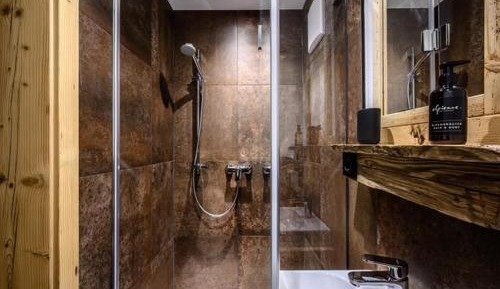 Single Room with Shower