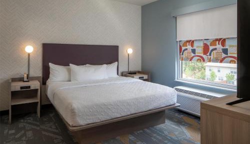 King Studio Suite