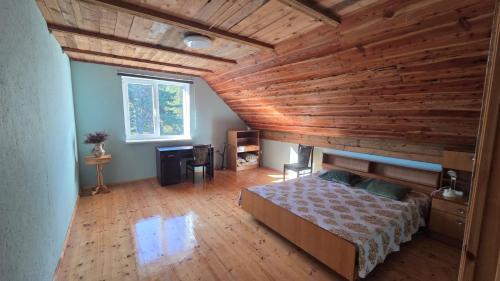 Double Room with Shared Bathroom