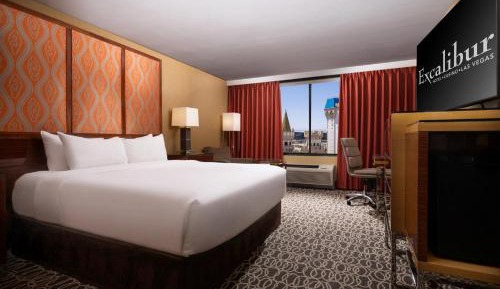 Newly Renovated Resort Tower King