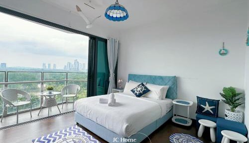 Apartment with Balcony