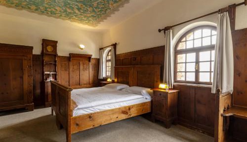 Standard Twin Room with Garden View