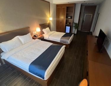Double or Twin Room with Sea View