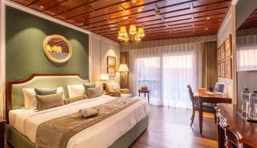 Presidential Suite With Balcony B Wing