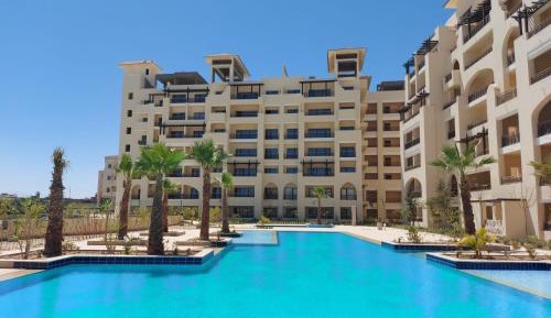 Studio Apartment with Queen Bed