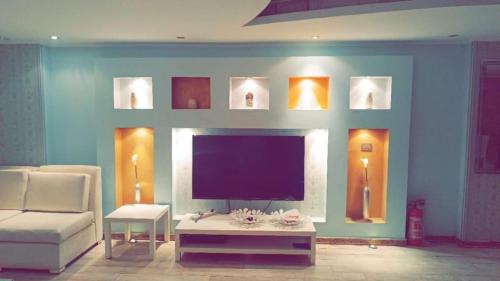 Two-Bedroom Deluxe Apartment with Balcony