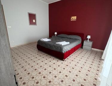 One-Bedroom Apartment with View