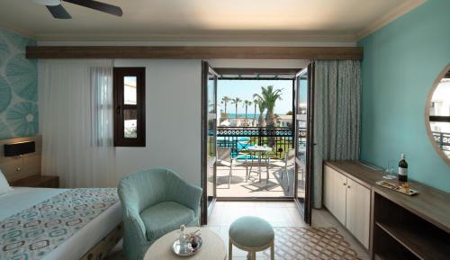 Bungalow with Sea View