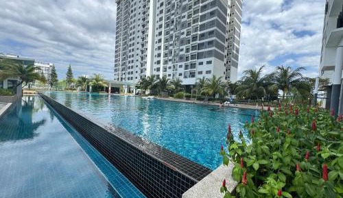 Two-Bedroom Apartment with Balcony