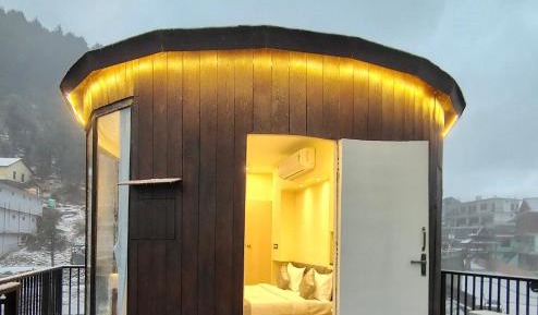 Queen Room with Balcony