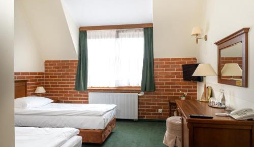 Large Double Room