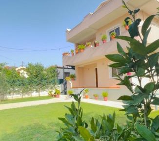 Two-Bedroom Apartment with Garden View