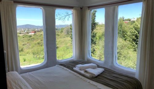 Deluxe Two-Bedroom Apartment with Garden View