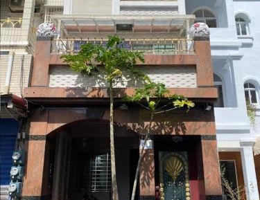 Four-Bedroom Holiday Home