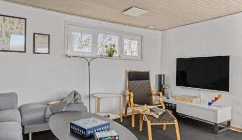 Three-Bedroom Holiday Home 