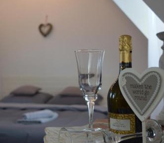 Studio with Sofa Bed