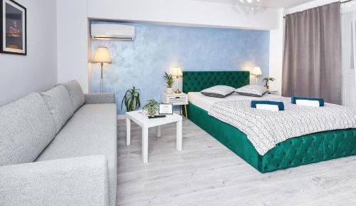 Studio Apartment with Balcony