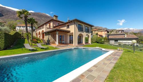 Villa with Private Pool