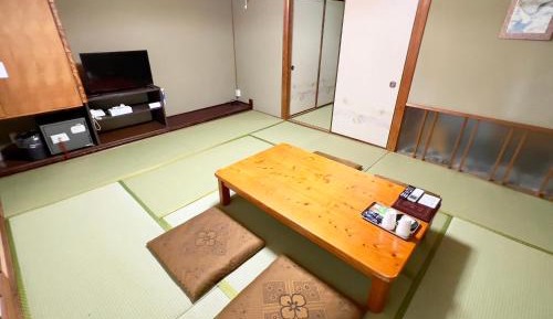 Japanese-Style Room