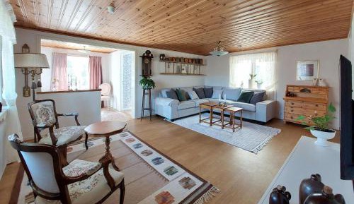 Three-Bedroom Holiday Home 