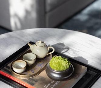 Suite with Garden View