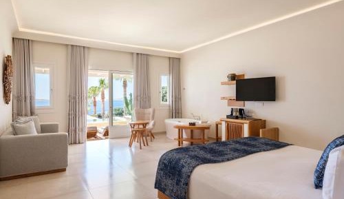 Luxury Suite with Private Pool