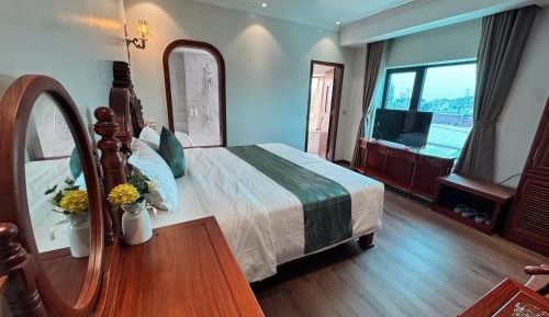 King Room with Spa Bath