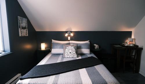 Classic Double Room with Sea View