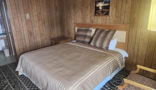 King Bed Non-Smoking