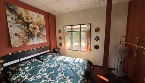 Queen Room with Garden View