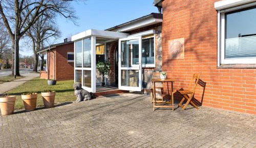 Superior One-Bedroom Apartment