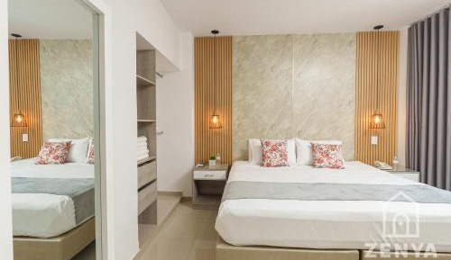 Deluxe Suite with Spa Bath