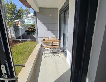 Two-Bedroom Deluxe Apartment with Balcony