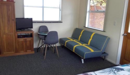 King Studio with Sofa Bed