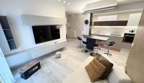 Two-Bedroom Deluxe Apartment