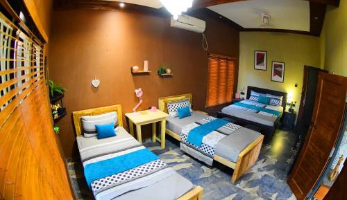 Deluxe Quadruple Room