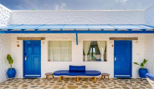 Double Room with Pool View